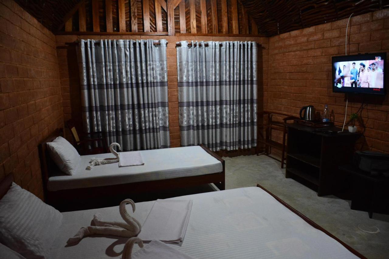 Cinnamon Village Sinharaja Deniyaya Buitenkant foto