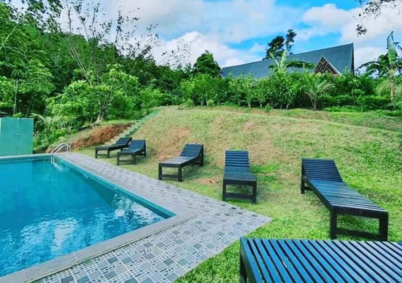 Cinnamon Village Sinharaja Deniyaya Buitenkant foto