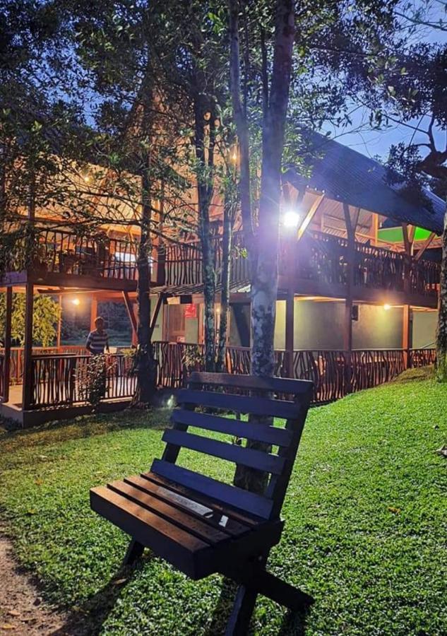 Cinnamon Village Sinharaja Deniyaya Buitenkant foto